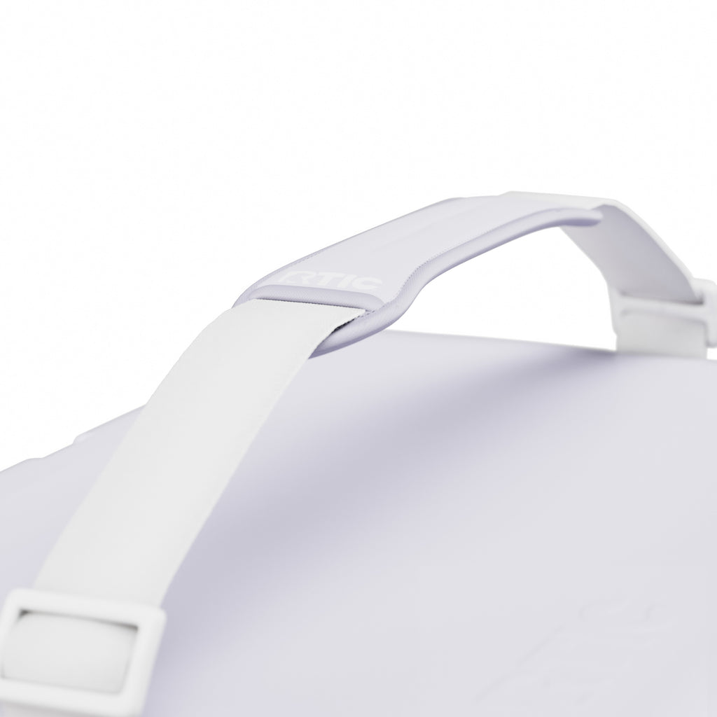 22 QT Ultra-Light Cooler #009J8