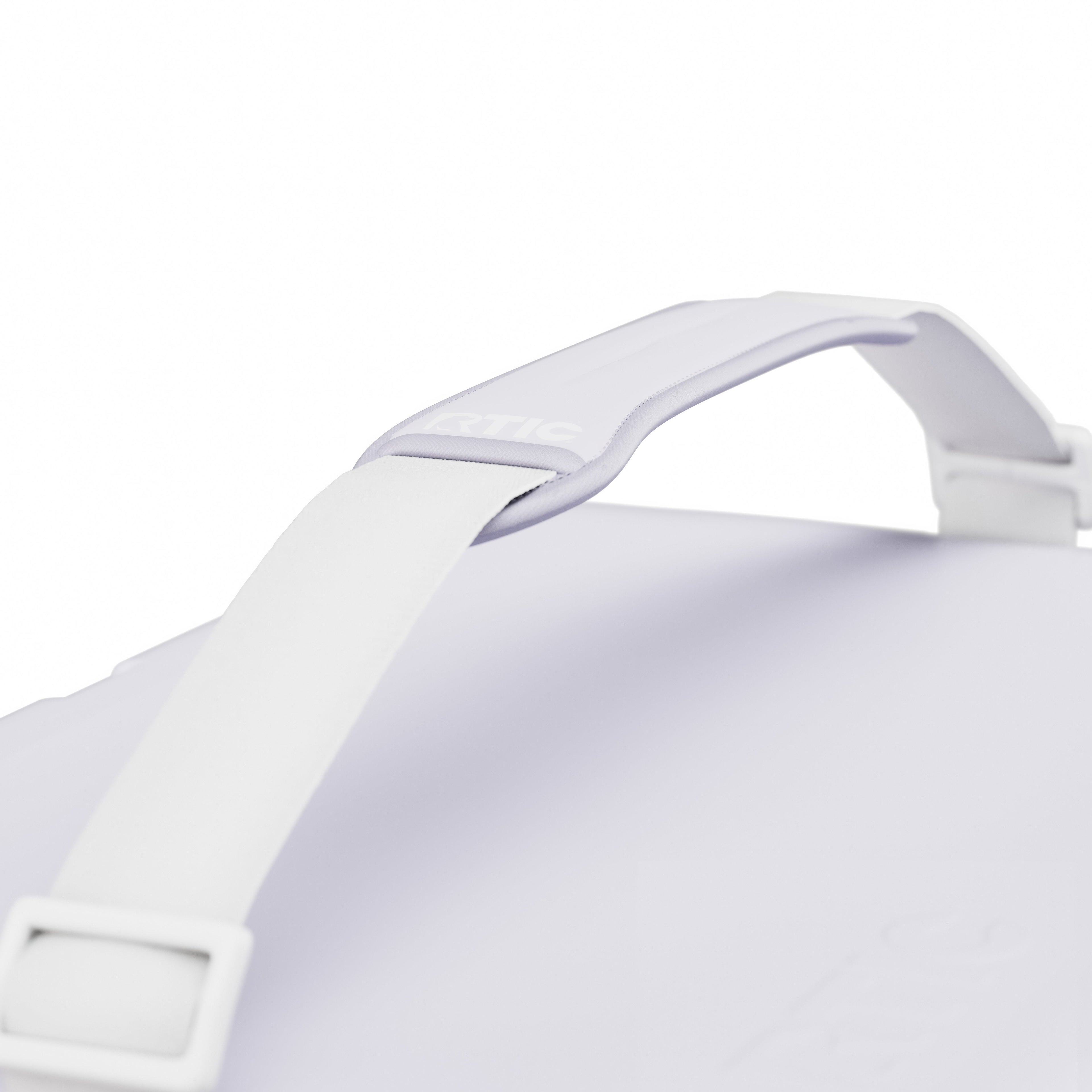 22 QT Ultra-Light Cooler #009J8
