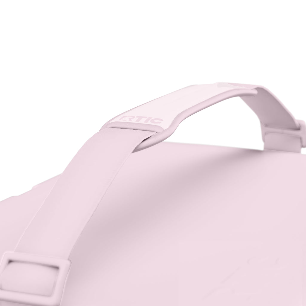 22 QT Ultra-Light Cooler #009J8