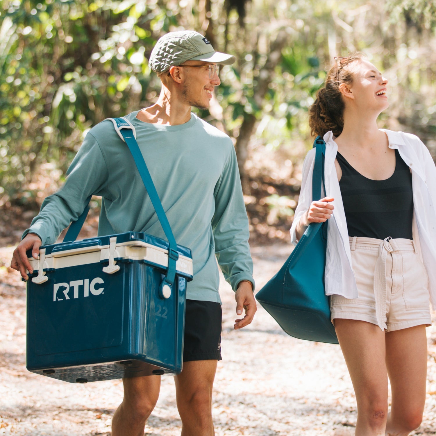 22 QT Ultra-Light Cooler #009J8